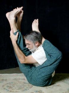 Larry does atwisty Yoga asana!